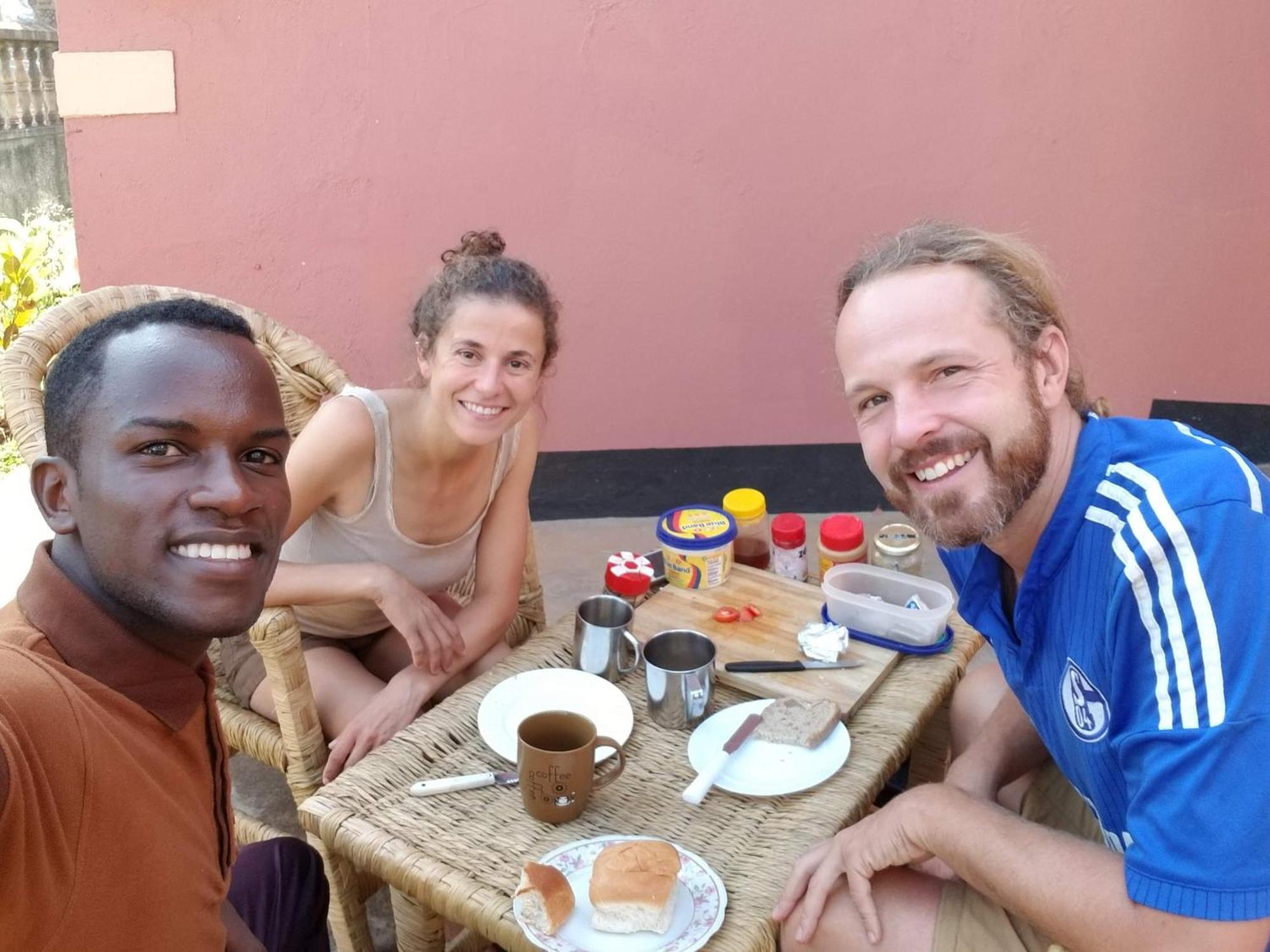 Tgs Homestay Kampala Exteriör bild